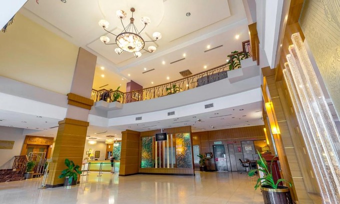 Kampung Bangkong Hotel | Crystal Crown Hotel Kuala Lumpur