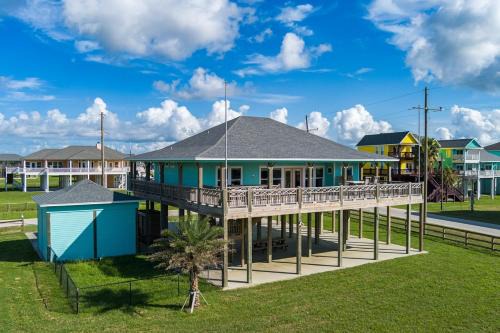 Crystal Beach House | Crystal Villa home