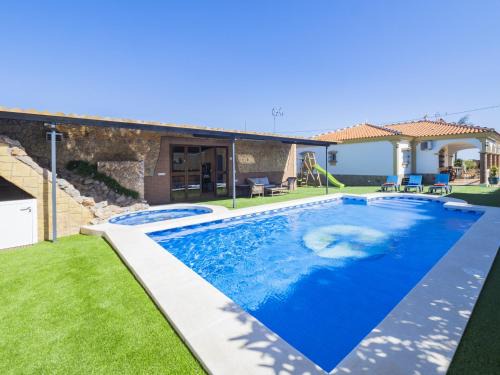 Alhaurin de la Torre House | Cubo's Casa Moncayo del Aguila