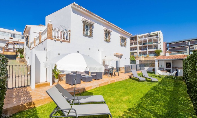 Torre de Benagalbon Bed & Breakfast | Cubo's Hostal William's Sunny 4/free wifi/air conditioning