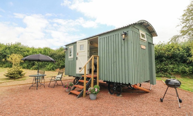 Brayford Cottage | CUCKOO'S NEST, romantic, character holiday cottage in South Molton