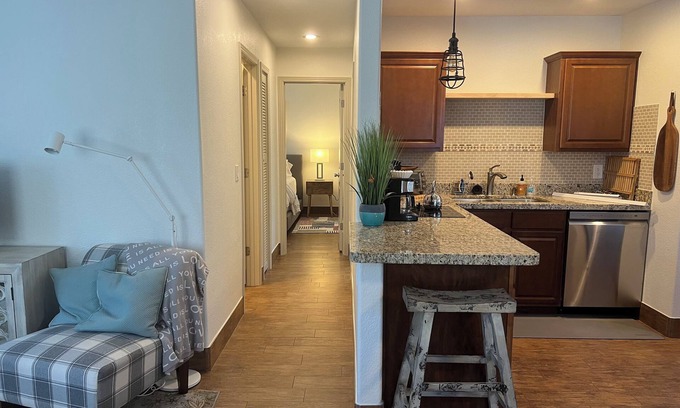 Rancho Ventura Cottage | Cute Casita is Pet Friendly!