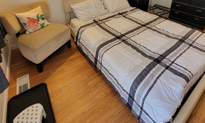 Wallaceburg House | Cute little Private place in Downtown Wallaceburg