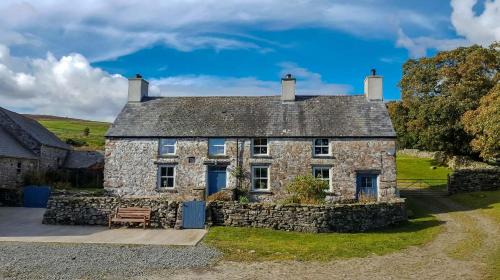 Cwmtirmynach House | Cwmain