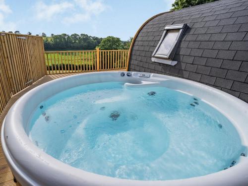 Tan-y-groes House | Cwmporthman Farm Cwtch-Uk34700