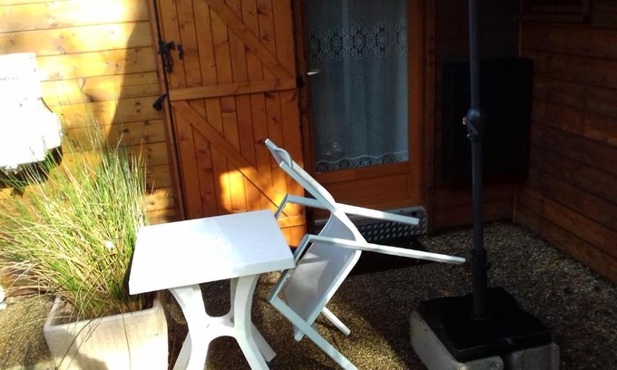 La Teste-de-Buch Apartment | Dépendance meublée à 15min des plages océanes parking vélo