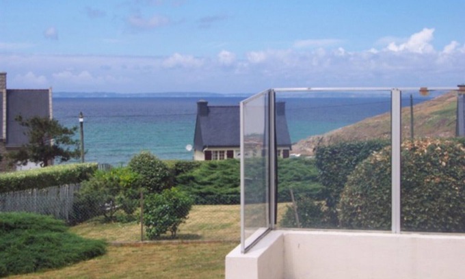 Plonevez-Porzay Villa | D5002- VILLA ON GARDEN LOCATED 150M FROM THE BEACH OF KERVEL