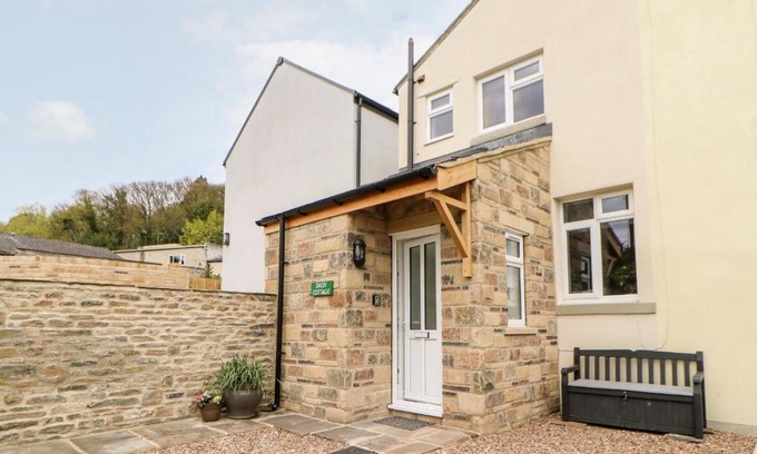 Leyburn House | Daisy Cottage