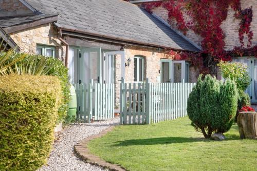 Paignton House | Daisy Cottage