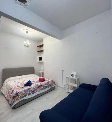 Quartiere XXII Collatino House | Daisy Home - Tiburtina loft in Rome WiFi