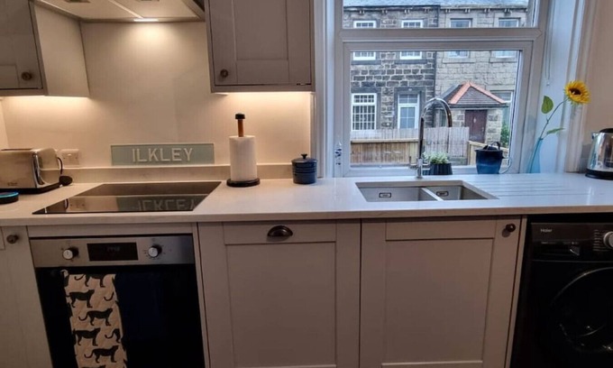 Ilkley Cottage | Dale Cottage