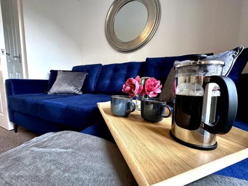 Middlesbrough House | Dale House by Blue Skies Stays