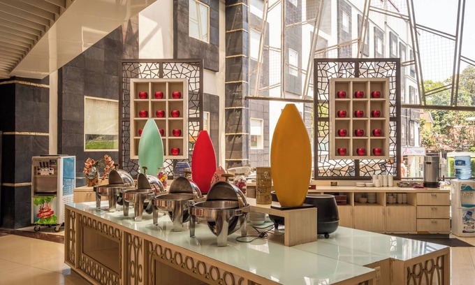 Cipaganti Hotel | Dancenter Promenade Near Cihampelas Walk