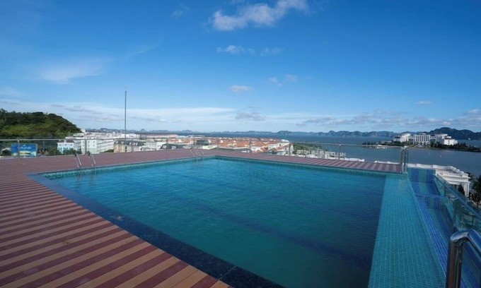 Bai Chay Hotel | Danitel Halong