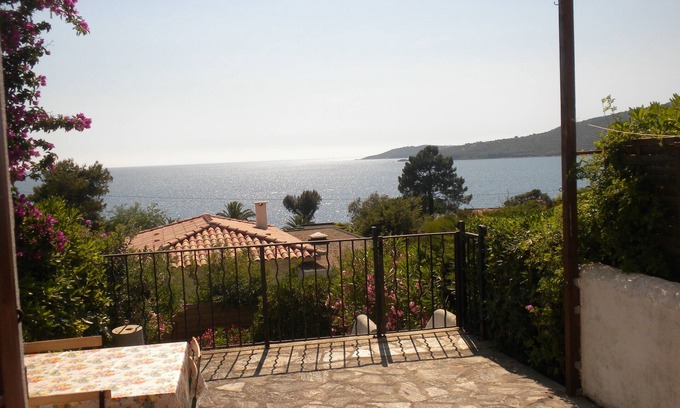 Vico House | Dans Résidence Arborée, 100m des Plages , Villa Mitoyenne vue mer