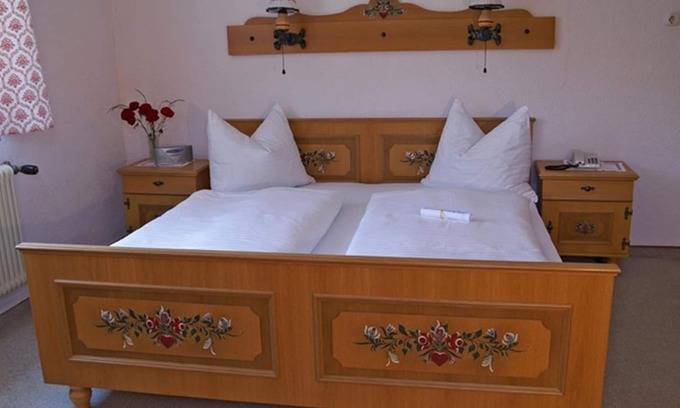 Scharding District Bed & Breakfast | Danube, double room, shower/WC - Gästehaus Donautal - Donausteig and bett+bike