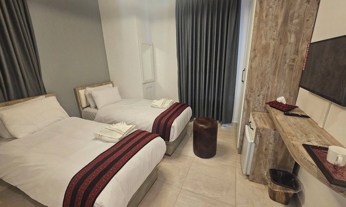 Bethlehem Hotel | Dar Al-Ezz Hotel - Bethlehem