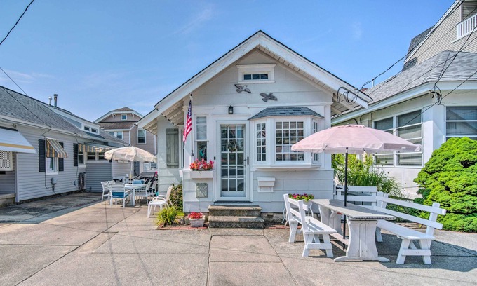 North End Cottage | Darling Ocean City Cottage, 2 Blocks to Beach!