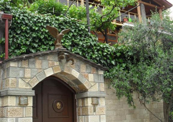 Berat House | Dauti Guesthouse