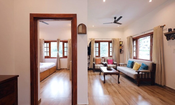Landour Hotel | Dawn's Embrace by Oakwood