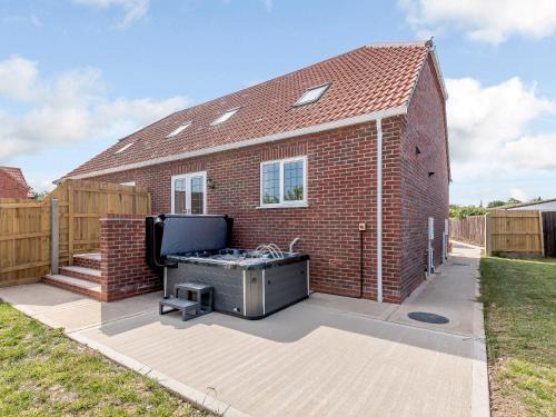 Mablethorpe and Sutton House | Dawson Park 1 - Uk12660