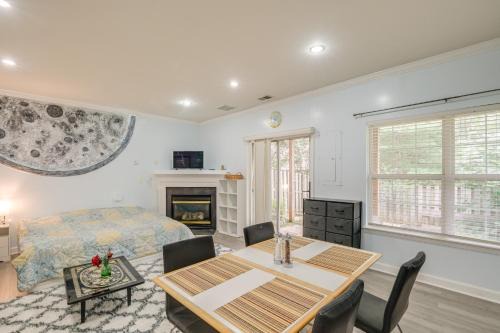 Sugarland Run Apartment | Day Trip to DC - Sterling Studio with Pool Access