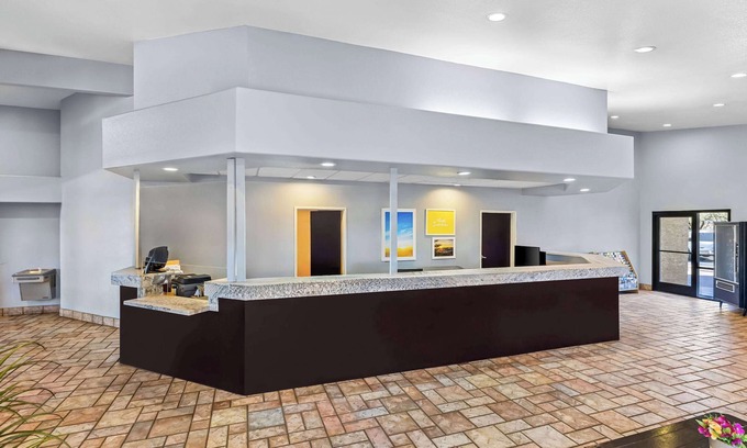 Buckeye Hotel | Days Inn by Wyndham Buckeye