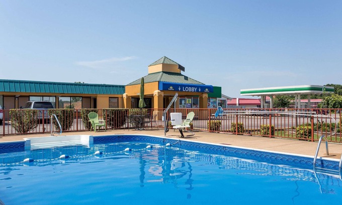 Dickson Hotel | Days Inn by Wyndham Dickson