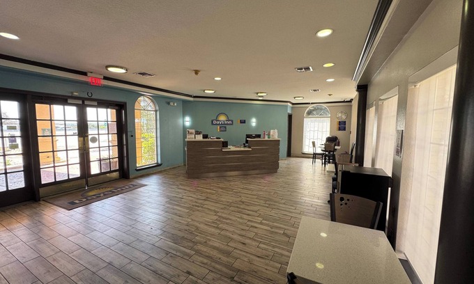 Georgetown Hotel | Days Inn by Wyndham Georgetown