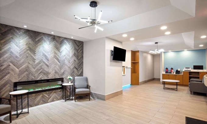 Helen Hotel | Days Inn by Wyndham Helen