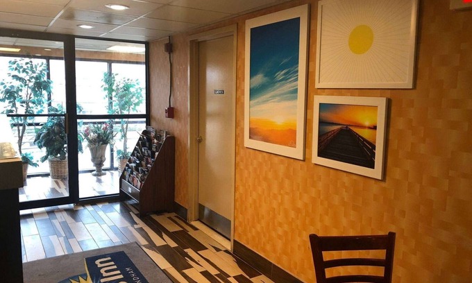 The Heights Hotel | Days Inn by Wyndham Jersey City/NYC Area