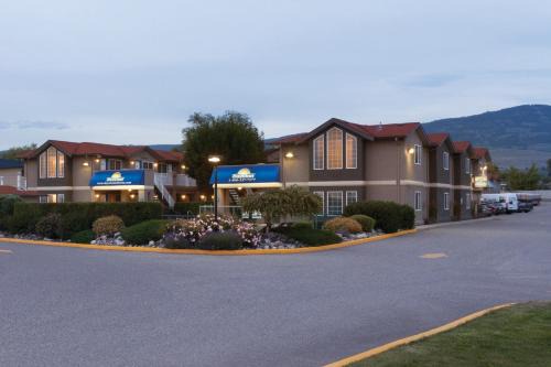 Rutland Hotel | Days Inn by Wyndham Kelowna