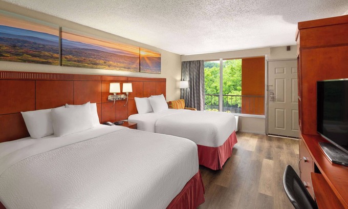 Knoxville Hotel | Days Inn by Wyndham Knoxville East