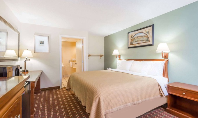 Orangeburg Hotel | Days Inn by Wyndham Orangeburg