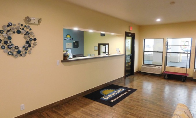 Walcott Hotel | Days Inn by Wyndham Walcott Davenport