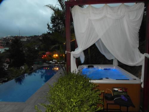Ribeira Brava House | Dazk Golden Estate