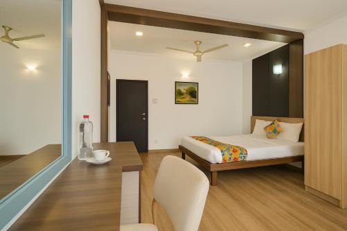 Saunta Vaddo Hotel | Dazzling Baga Beach G0A
