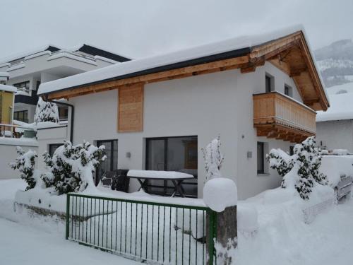 Bruck an der Grossglocknerstrasse Ski Chalet | Detached chalet close to the ski area