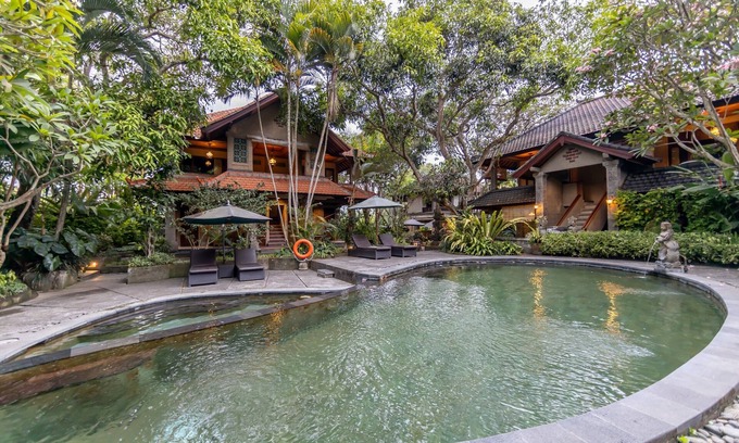 Penestanan Resort | De Munut Balinese Resort & Spa
