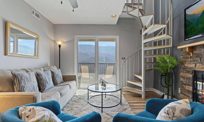 Gatlinburg - Pigeon Forge Condo | Deer Ridge by JMR