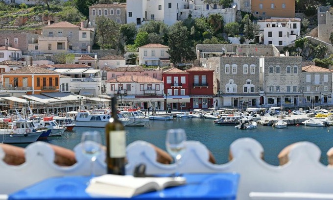 Hydra Hotel | Delfini Hotel
