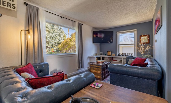 Cody House | Delightful 2-bedroom house. Convenient location in Cody.