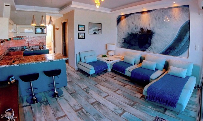 Haraki Apartment | Deluxe Beach Apartment- Sleeps 2 & Private Terrace