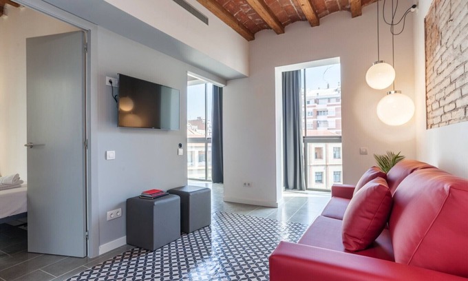 Esquerra de l'Eixample Apartment | DELUXE, central, boho, views, 3 bedrooms