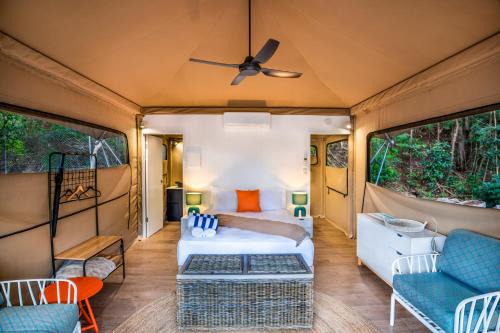 Nelly Bay Other | Deluxe Queen Tent 1