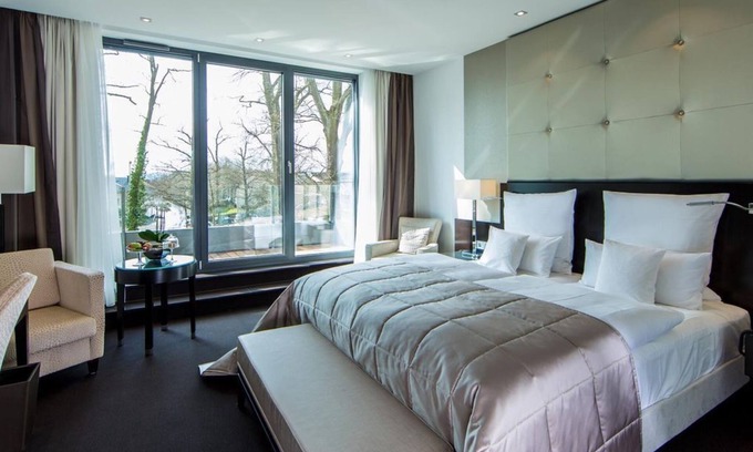 Johannisberg House | Deluxe Zimmer mit Balkon - Nicht Erstattbar - Relais & Châteaux Hotel Burg Schwarzenstein
