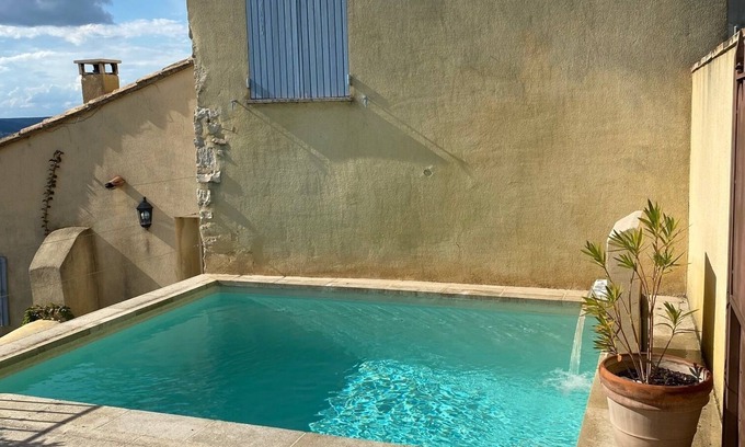 Seguret House | Demeure de Caractère, Charme et Vieilles Pierres, Tout Confort, vue Imprenable
