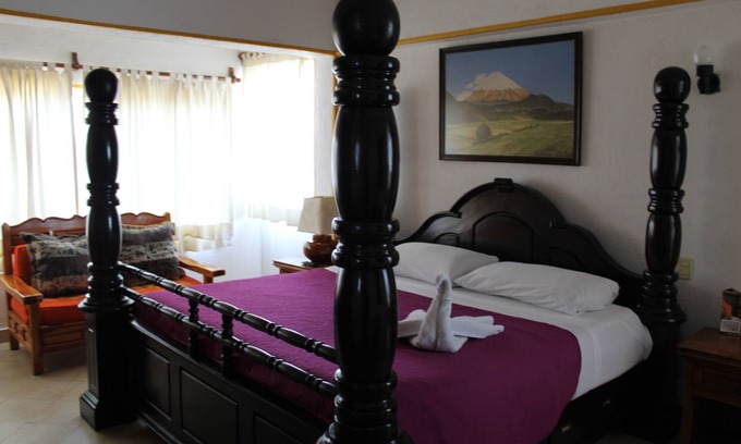 Bondies Apartment | Department with hotel service