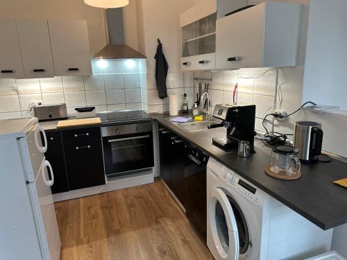 Annaberg-Buchholz Apartment | Der braune Salon