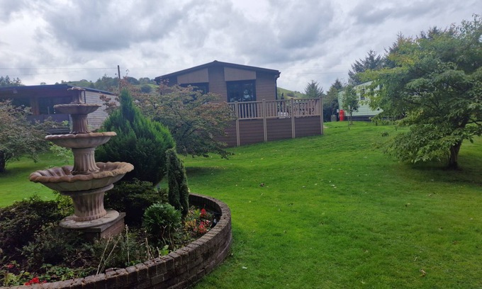 Llanfair Caereinion Cabin | Derwen 2 Bedroom Luxury Lodge